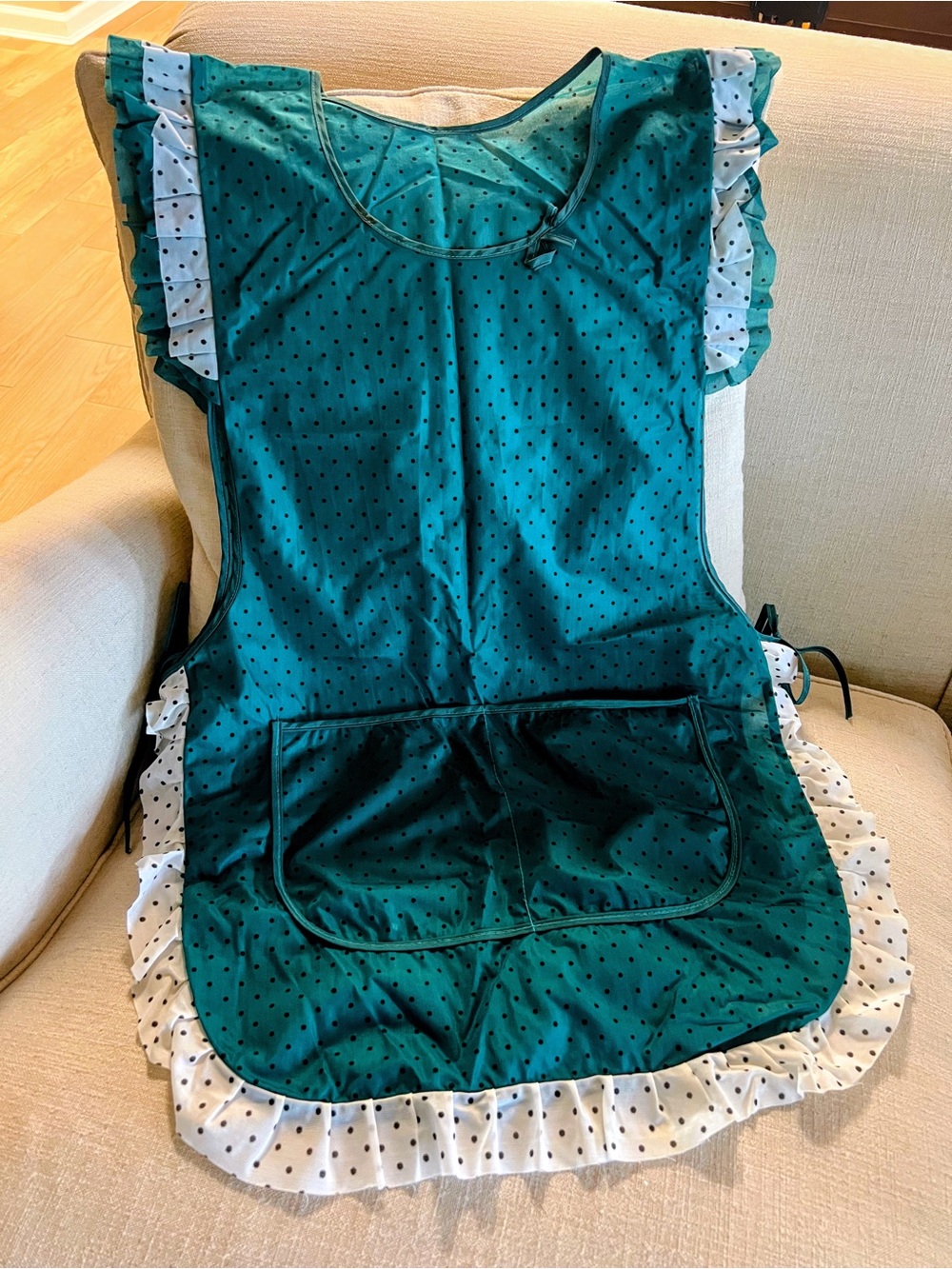 Vintage 70th/80th Green Polka Dot Ruffled Apron Dress